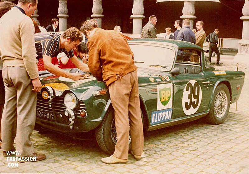 vintrace.jpg vintrace.jpg